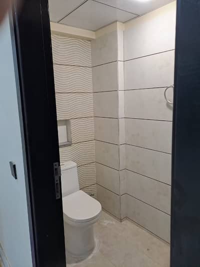 Flat available for sale 2 bed lounge 2nd floor  Renoved flat Location: Gulshan e Iqbal  block 1 Project name: Shahid royal city  Demand:70lac*Code(16779)*