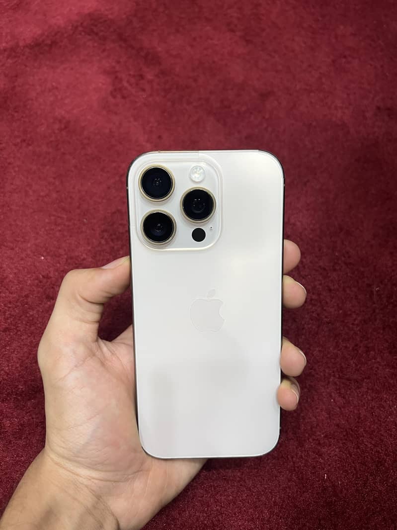 Iphone 16pro jv 0