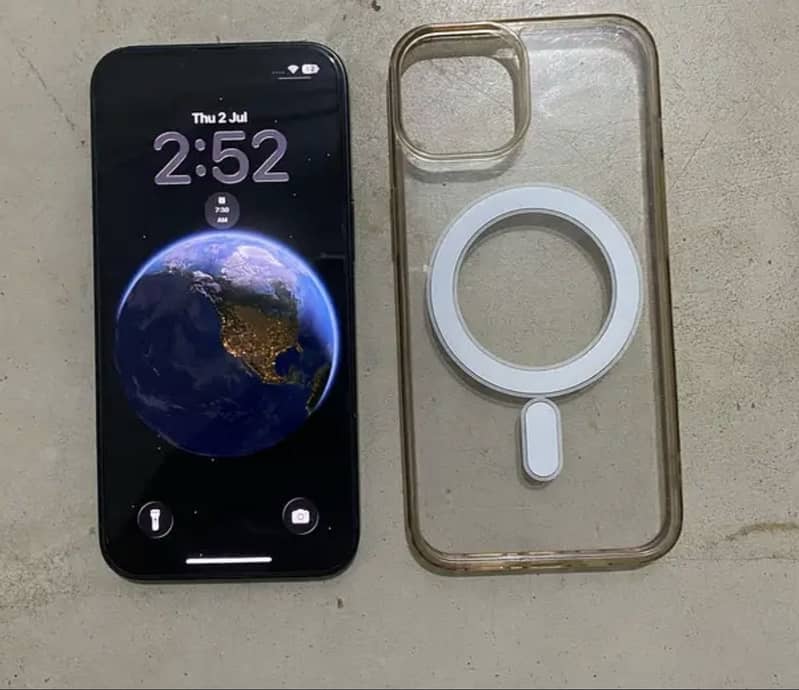 iPhone 13 3