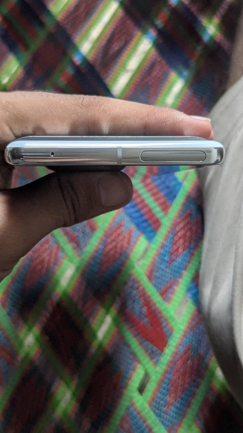 Google pixel 7 pro 2
