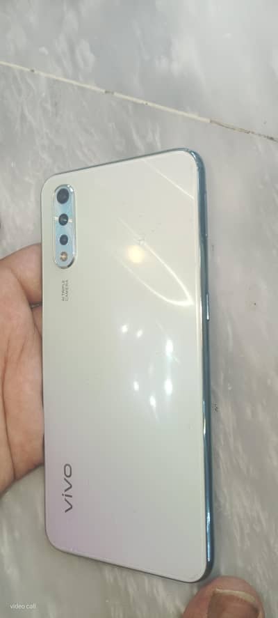 Vivo S1