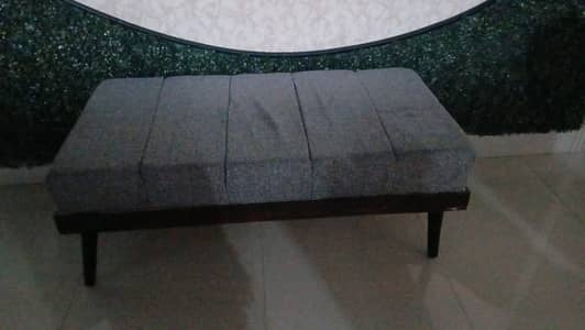 2 Seater Sofa, Excellent condition