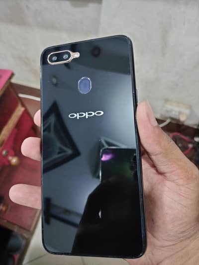 OPPO F9