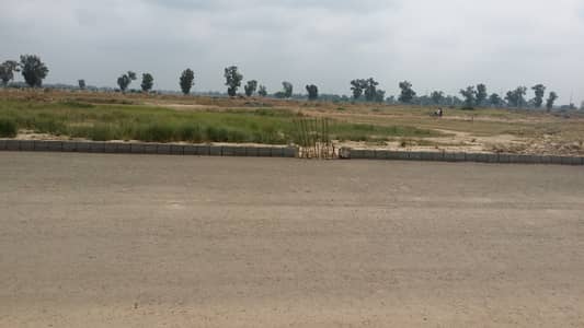 4 Marla Oval Commercial Possession Plot for Sale DHA Phase 9 Prism, Lahore