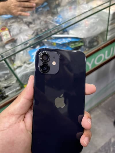 Iphone 12 factory unlock