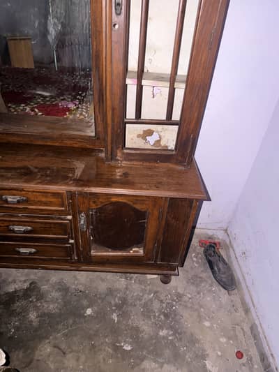 Makeup Dresser