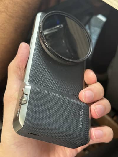 Xiaomi 14 Ultra with photography kit and Lens