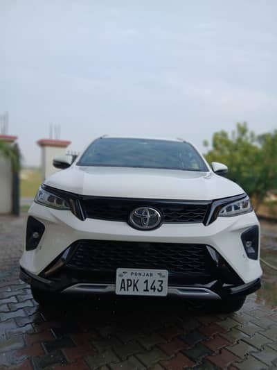 Toyota Fortuner Legender 2023