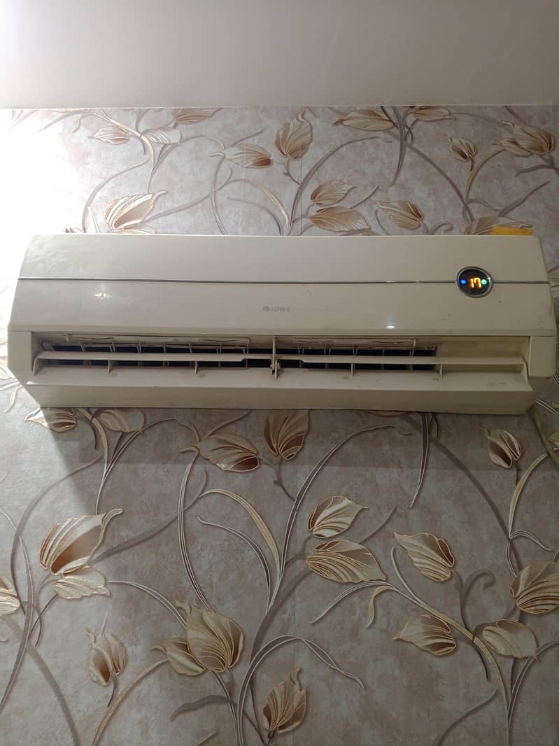 Gree 1.5 ton Split 1