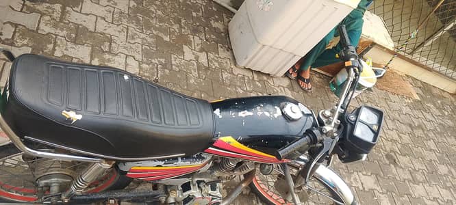 ghr kafee time sy the bike uza ni kee jis Bhai nay bike ly ne chk kr
