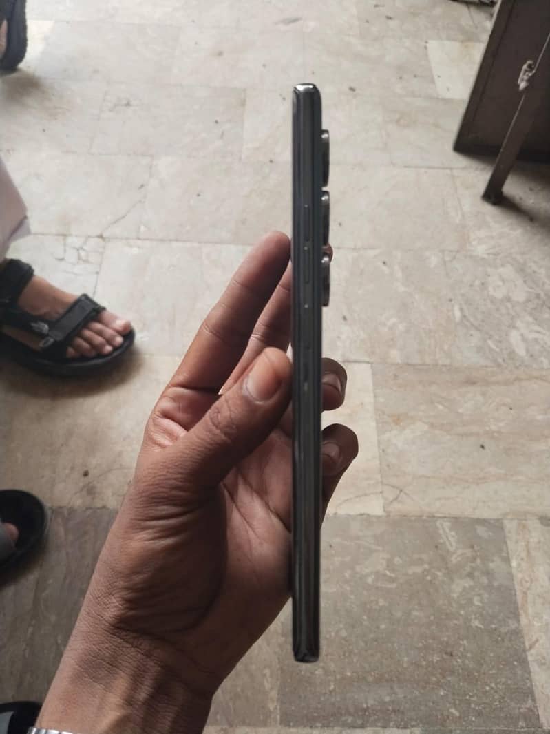 Tecno CAMON 40 Pro 4