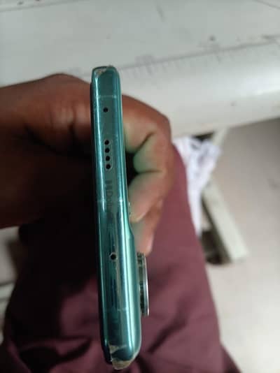 Tecno CAMON 40