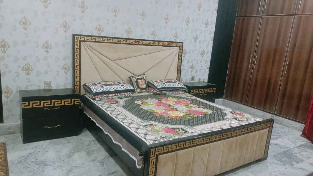Bed with side tables 3