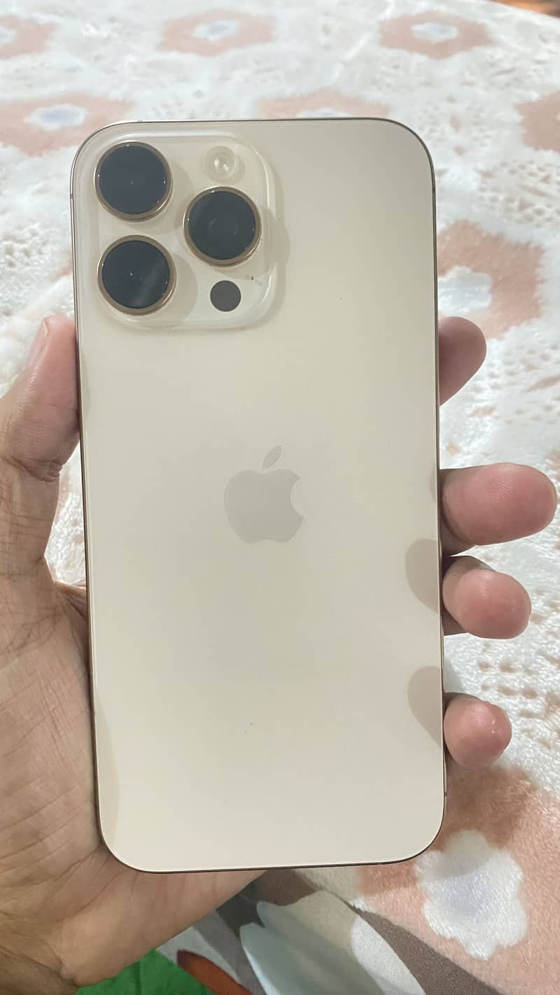 iPhone 16 pro max 2