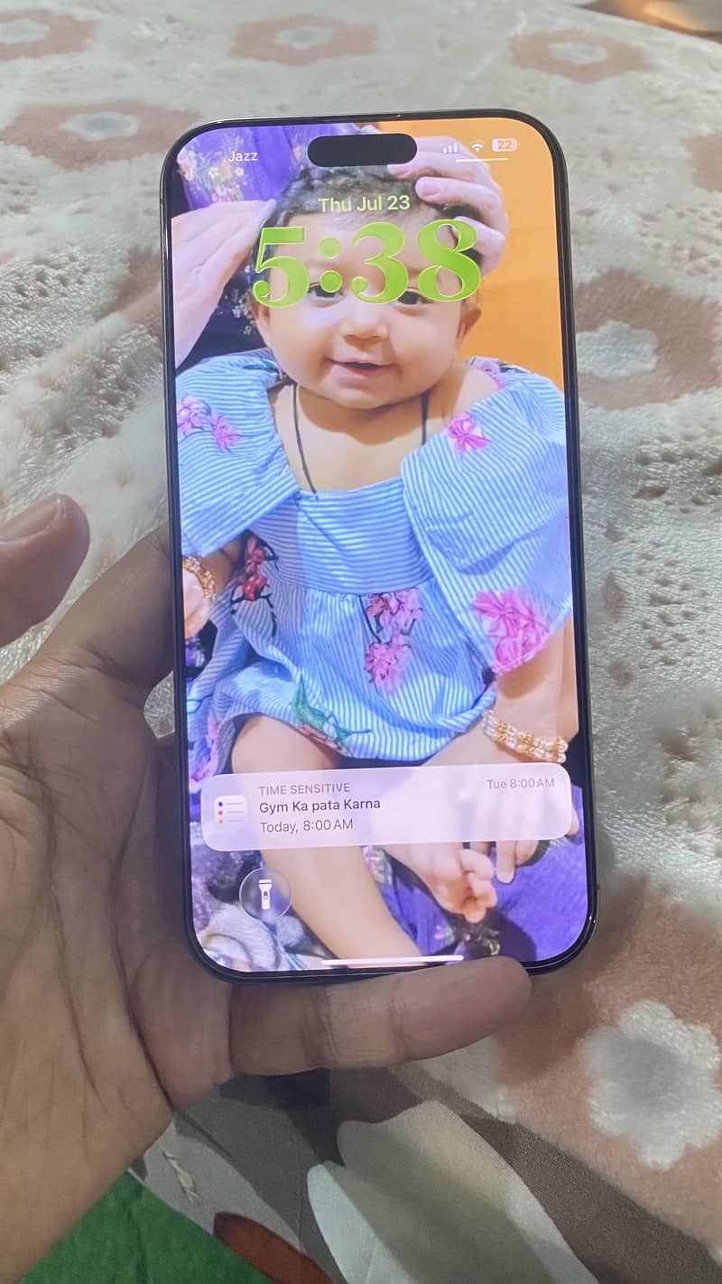 iPhone 16 pro max 3