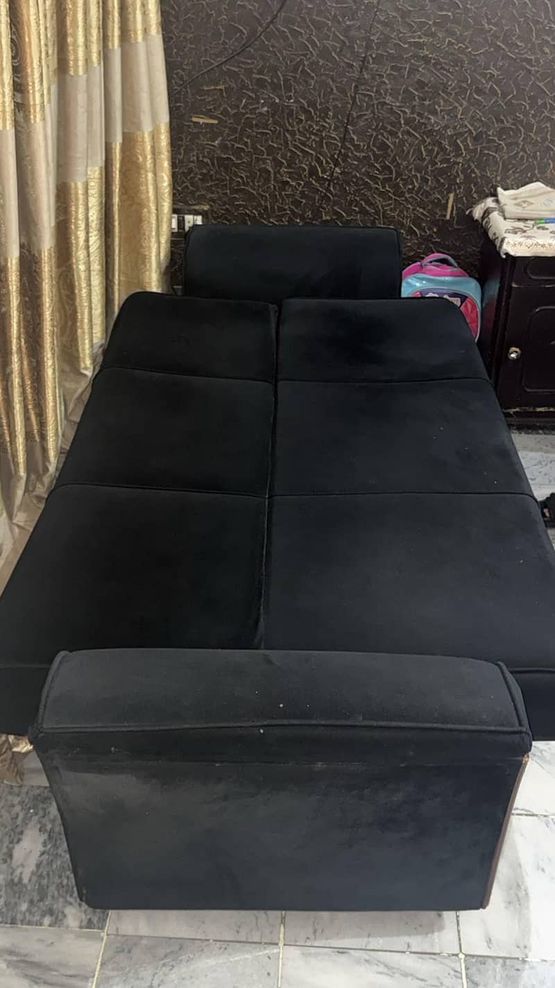 sofabed 2