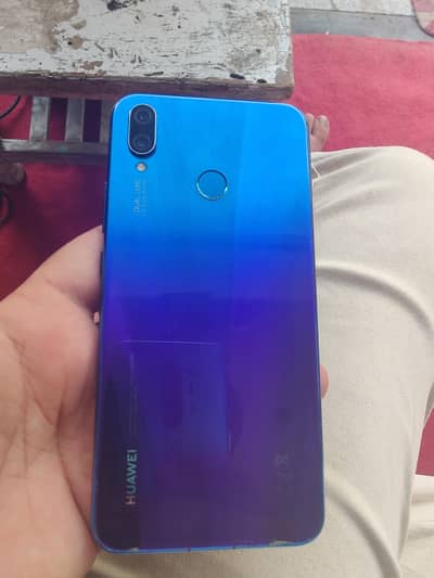 Huawei Nova 3i 4/128 Glass Crack