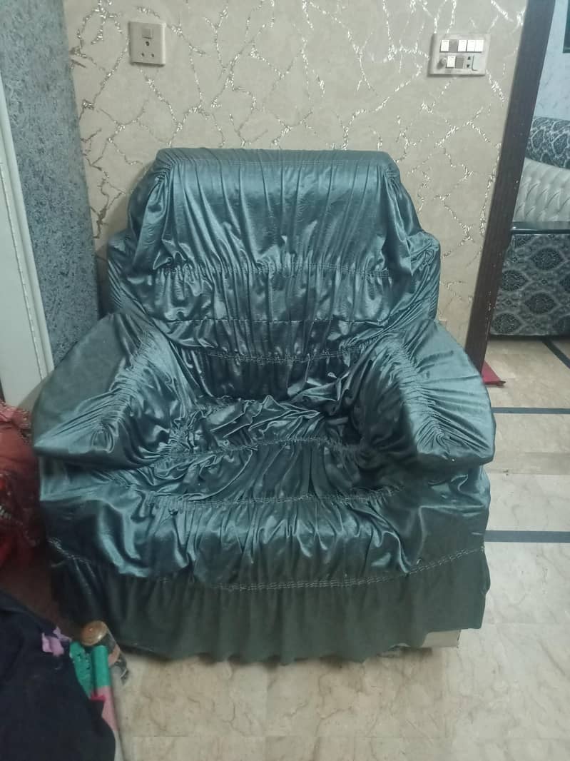 3.2. 1 sofa set. . . 3