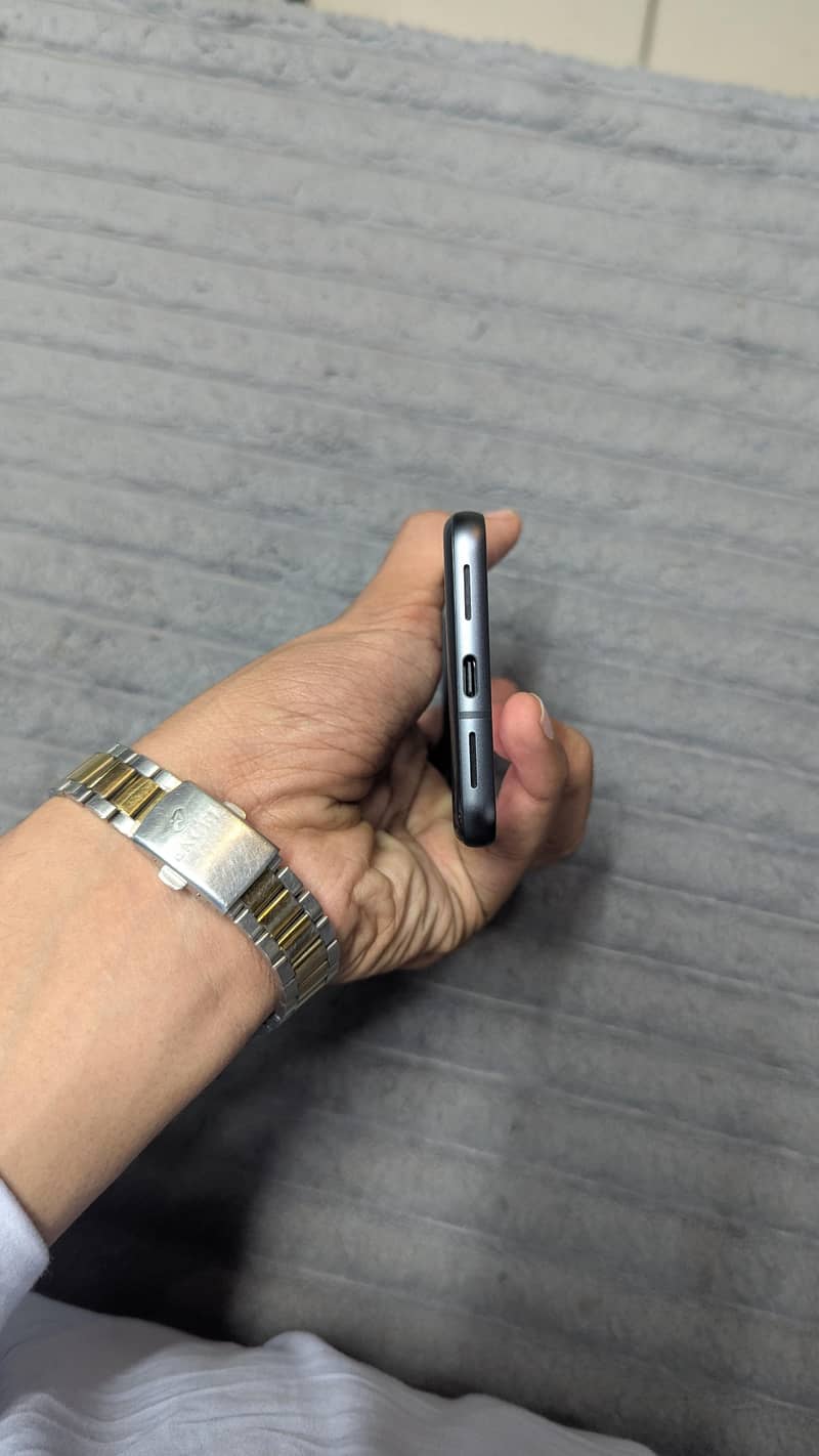 Google Pixel 8 1