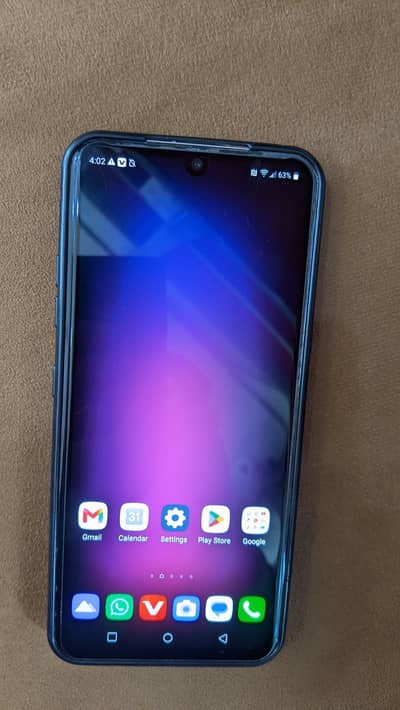 LG V60 ThinQ 5G cpit ho jata hai 2000 2200 mein