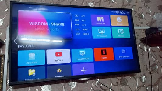 Samsung 4K UHD Smart LED TV, 2020 Model, 10/10 Condition,urgent sale