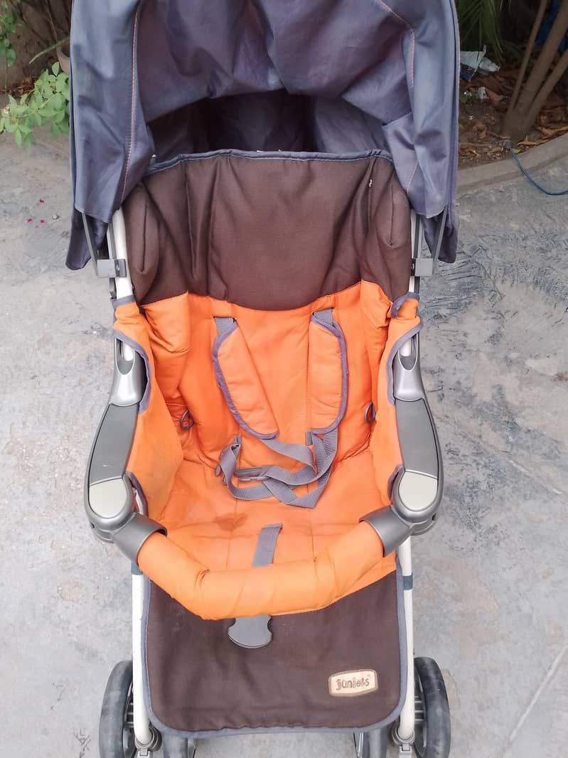 vip pram 5