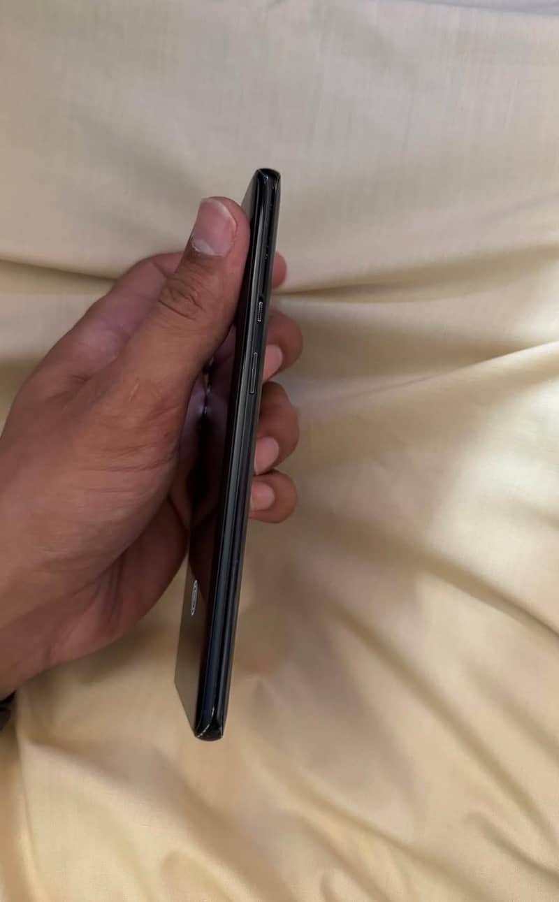 One Plus 8 Pro 4