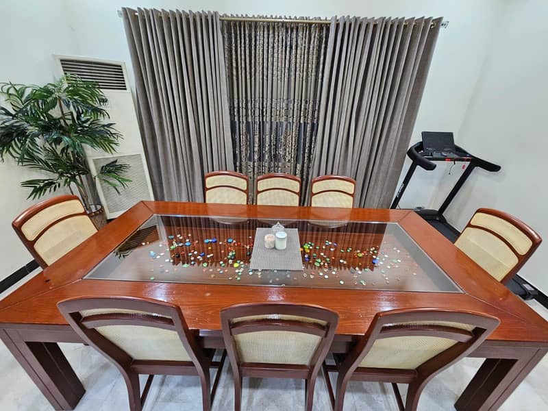 Dinning table 8