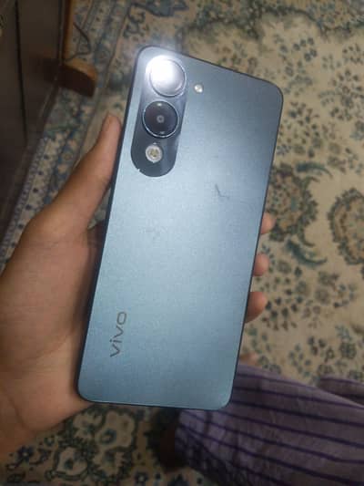 Vivo Y04
