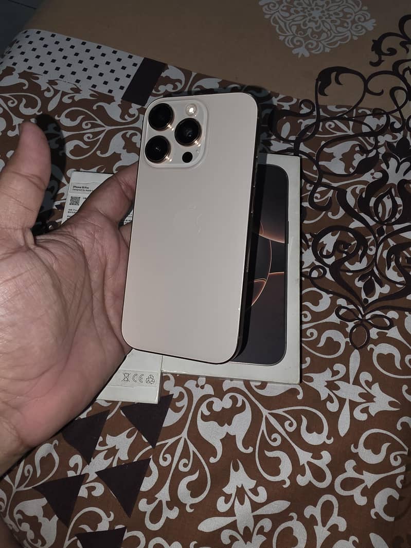 Apple iPhone 16 Pro 5