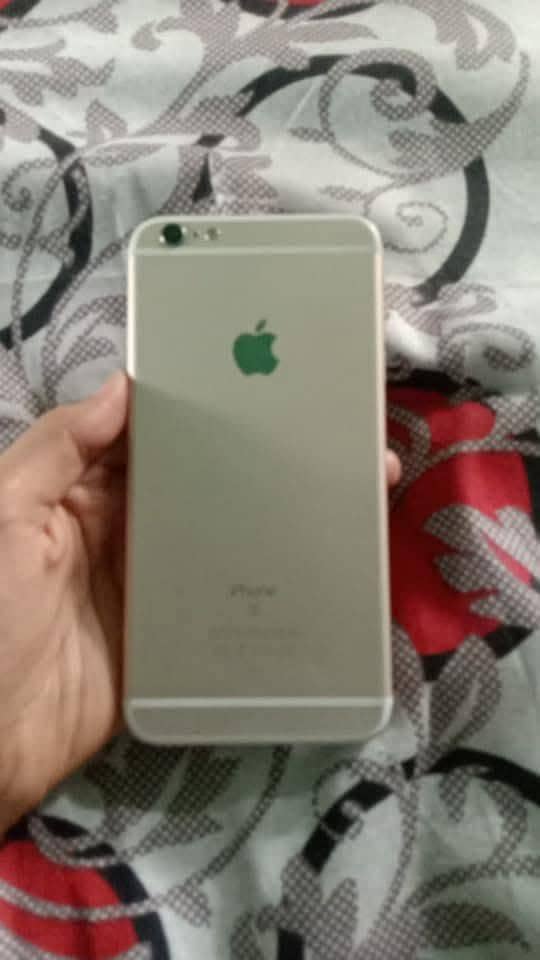 Apple iPhone 6S Plus 2