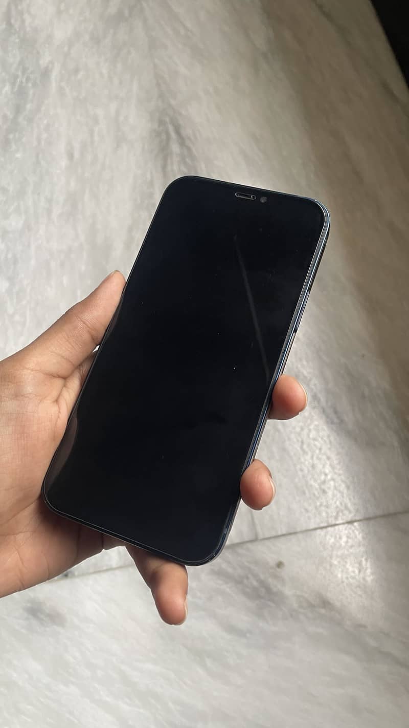 Iphone 12 3
