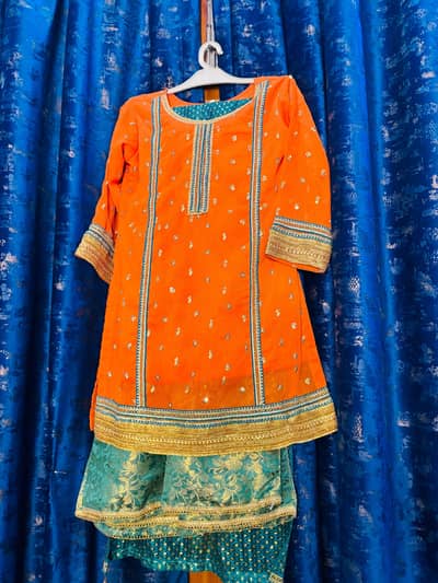 Mehandi suit for sale size 38 36 32 28