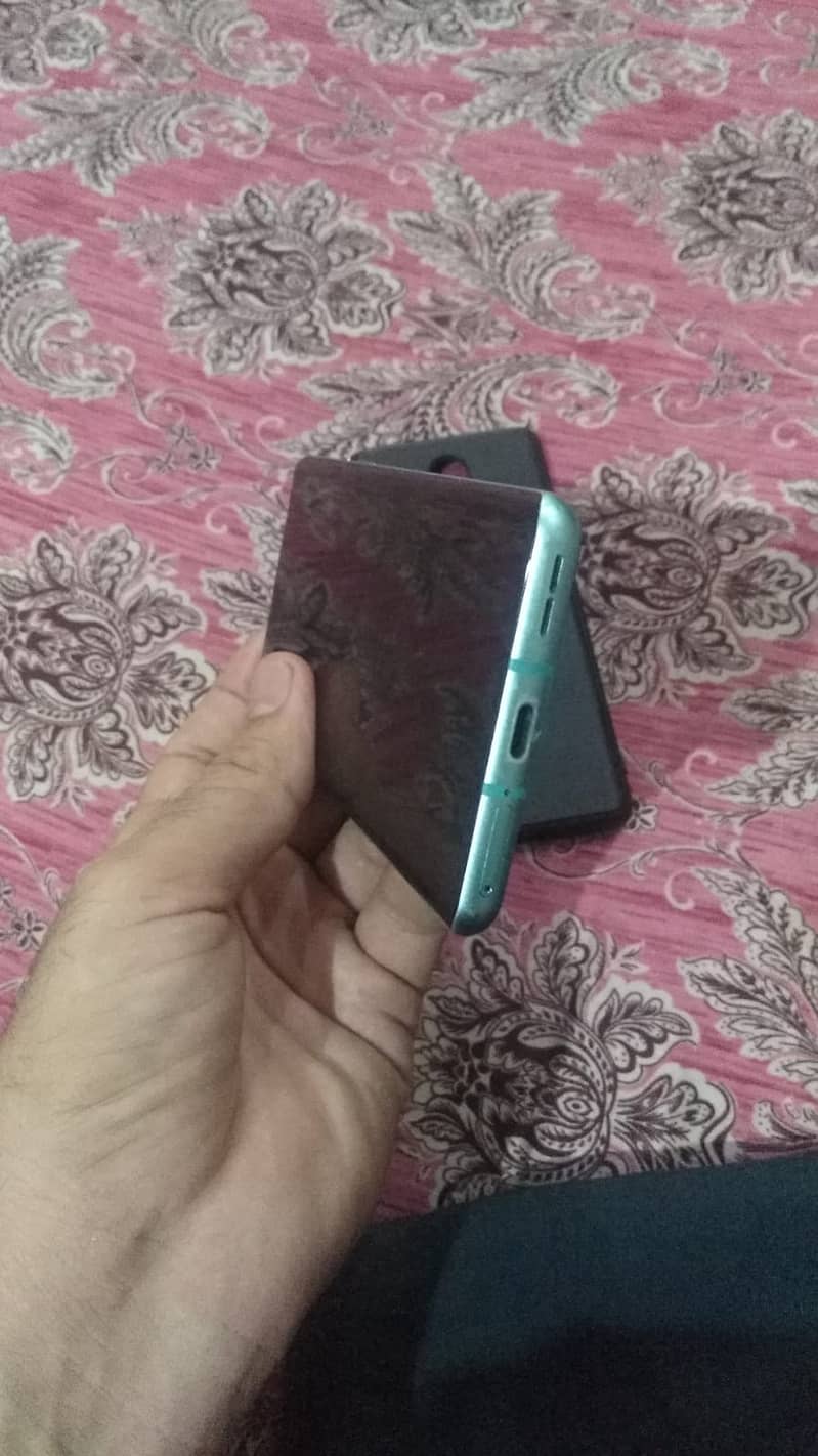 One Plus 8 5