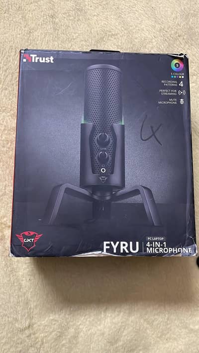Trust GXT 258 Fyru 4-in-1 Streaming Microphone