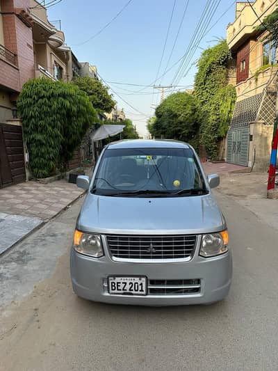 Mitsubishi Ek Wagon 2011