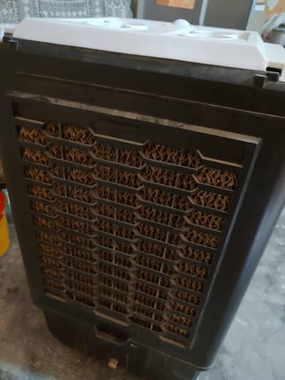 ASK air cooler 1 season used only Kam urgent sale