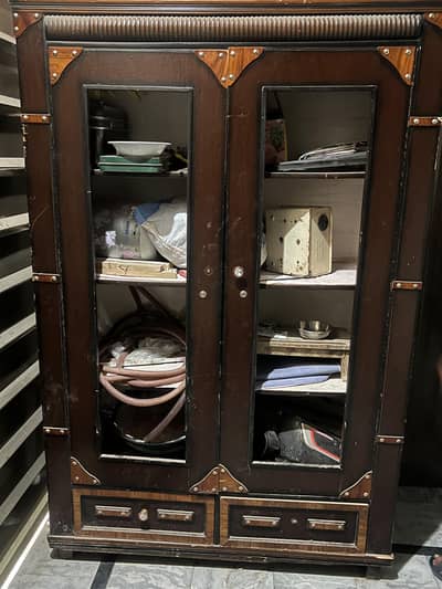 Showcase for sale urgent.