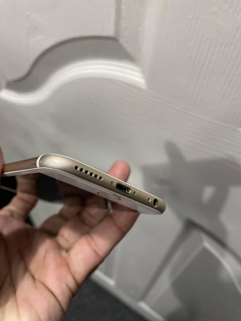 Apple iPhone 6S 2