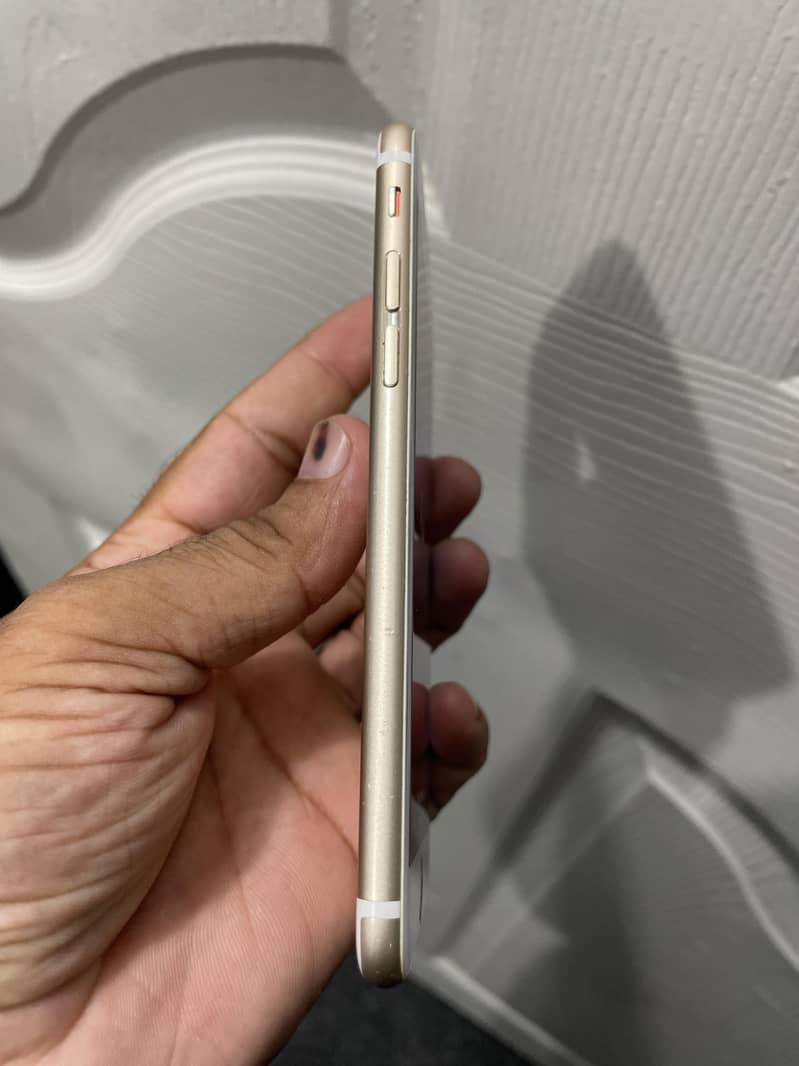 Apple iPhone 6S 3
