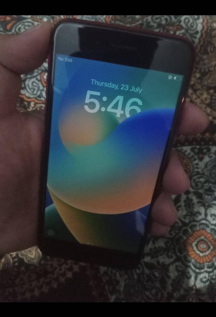 Apple iPhone 8 Plus 3
