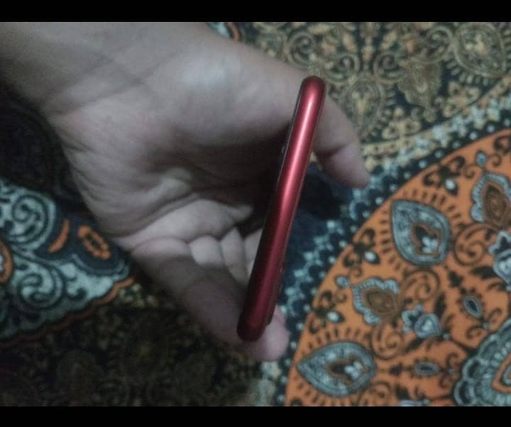 Apple iPhone 8 Plus 5