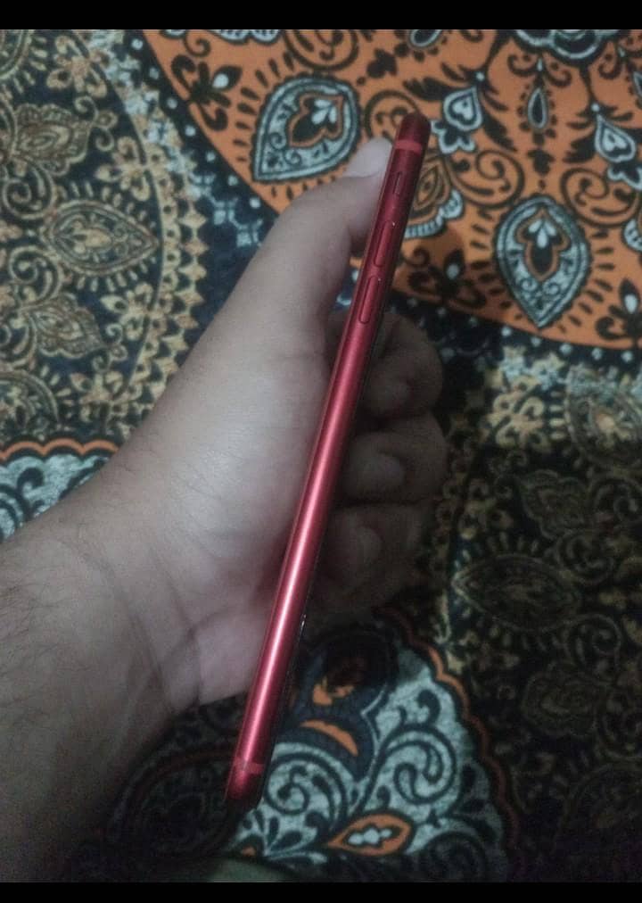 Apple iPhone 8 Plus 6