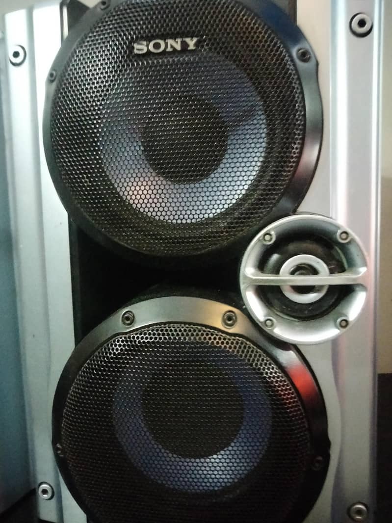 Sony speaker 3