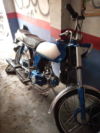 crown crlf 70 for sale phone:03134307498