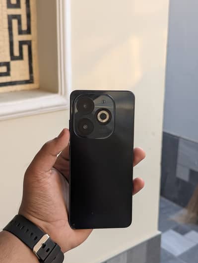Infinix Smart 8 Pro