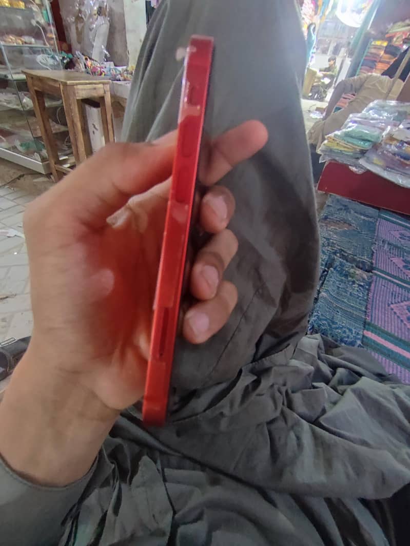 Apple iPhone 12 mini 4