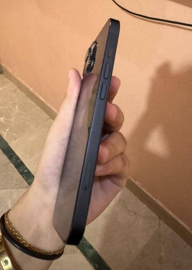 Apple iPhone 13 3