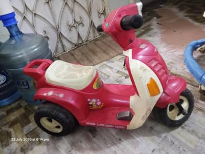 Kids bike scooty 3 wheeler