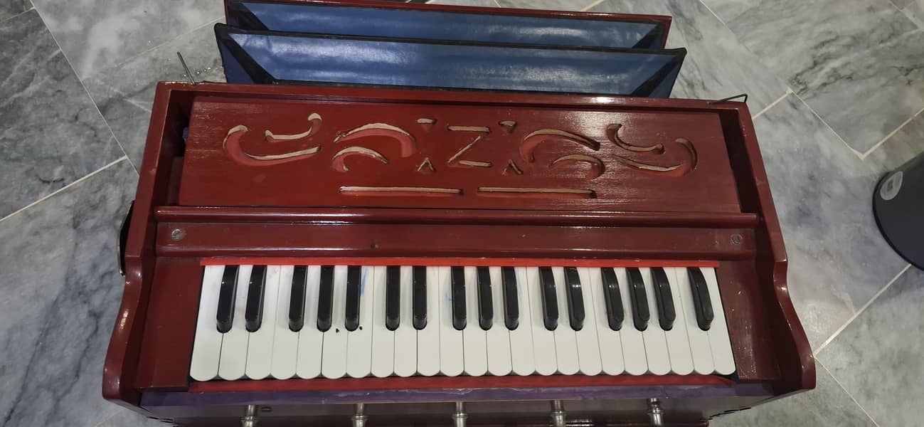 harmonium 0